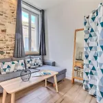 Appart Cosy, Mezzanine Clim Et Terrasse à 200m De La Gare * Nîmes