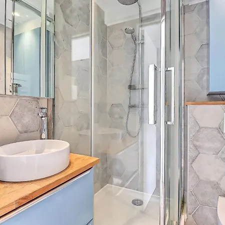 Appart Cosy Terrasse Gare De Lägenhet