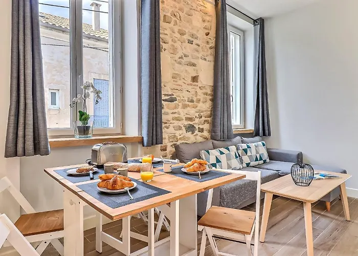 Appartamento Appart Cosy, Mezzanine Clim Et Terrasse à 200m De La Gare *